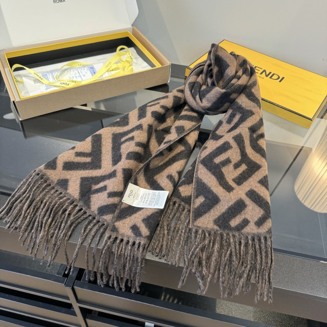 Fendi Geometric Fringed Scarf